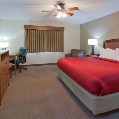 Americinn By Wyndham Roseau מראה חיצוני תמונה