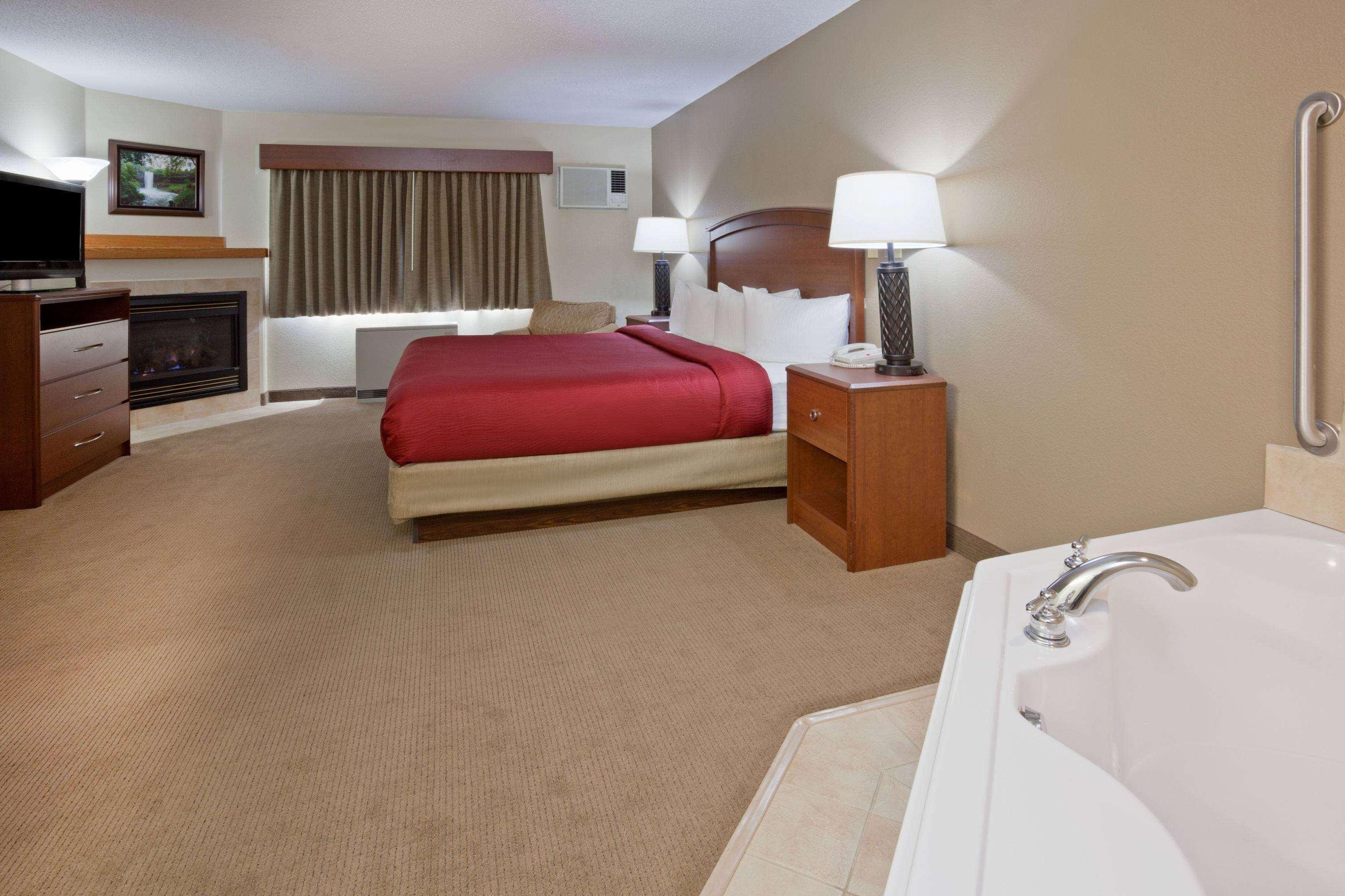Americinn By Wyndham Roseau מראה חיצוני תמונה