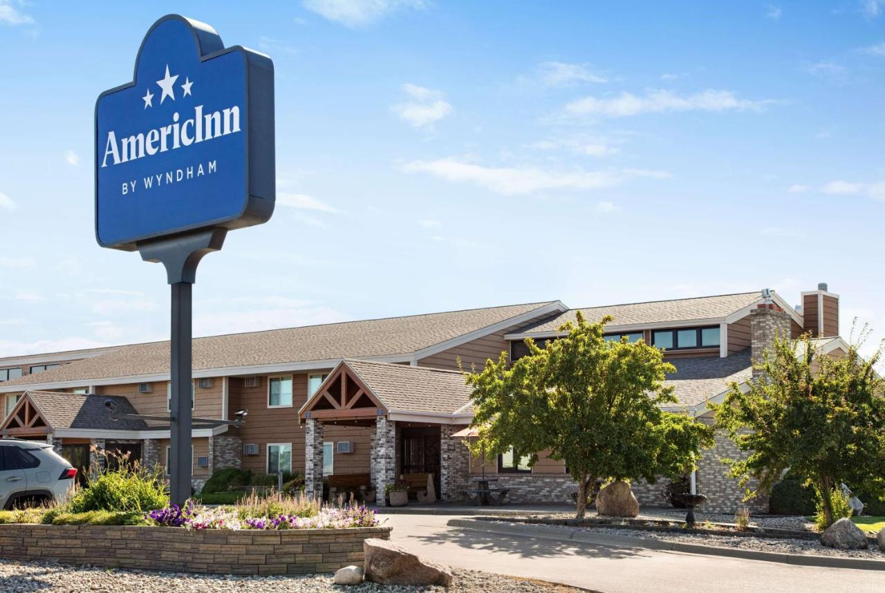 Americinn By Wyndham Roseau מראה חיצוני תמונה