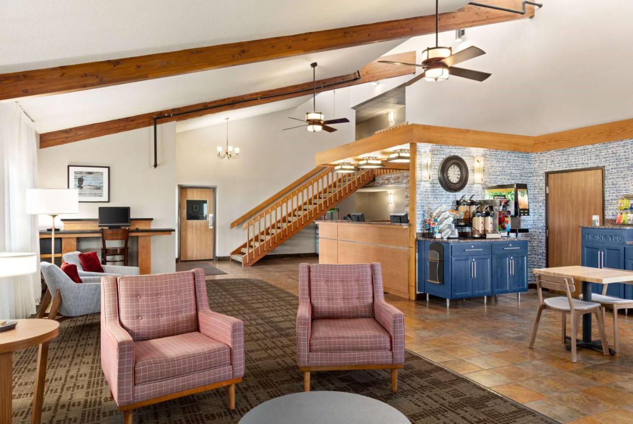 Americinn By Wyndham Roseau מראה חיצוני תמונה