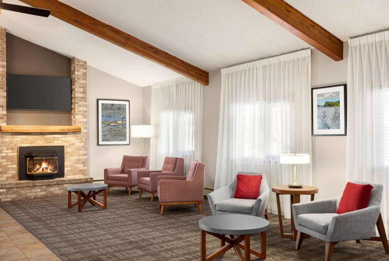 Americinn By Wyndham Roseau מראה חיצוני תמונה