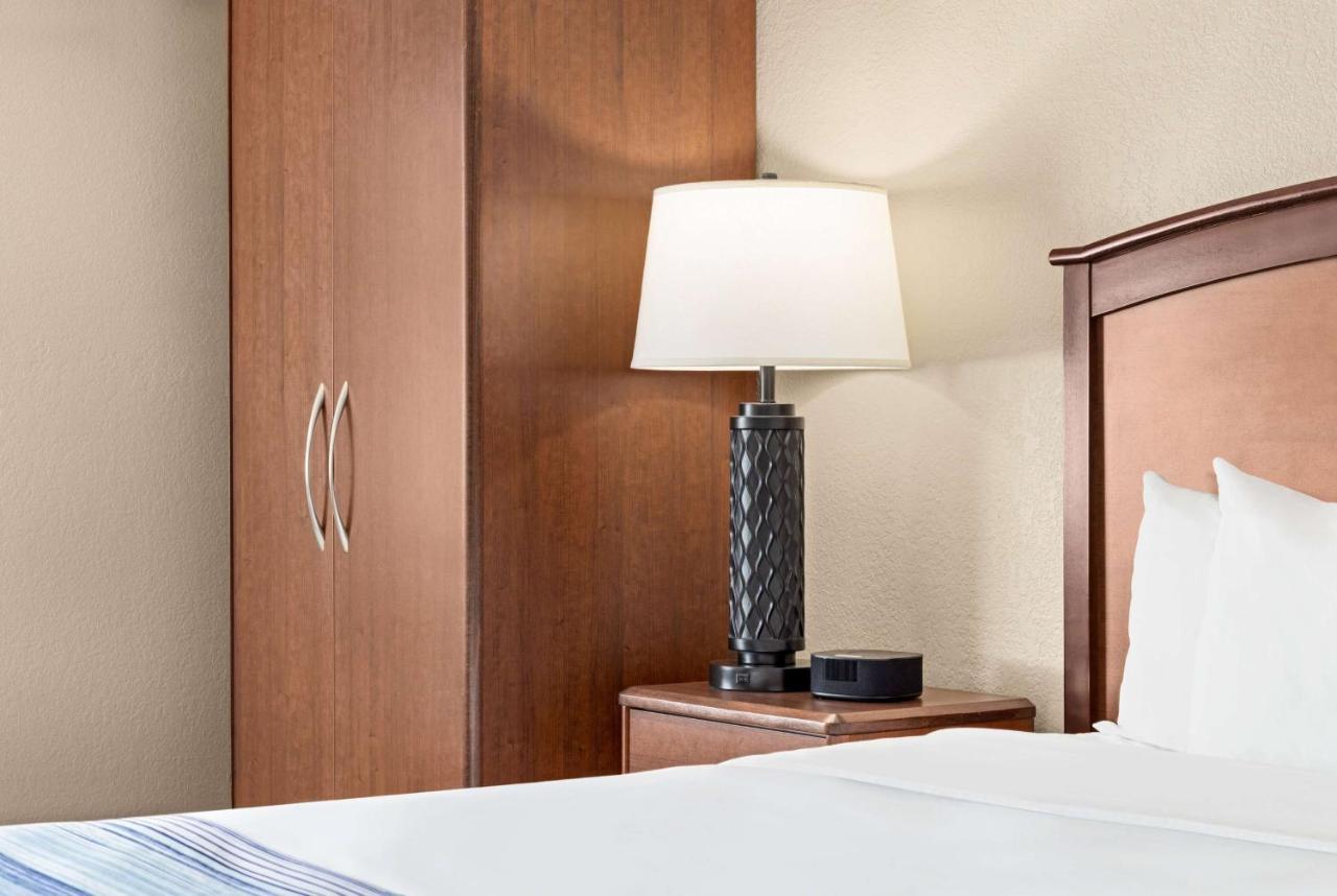 Americinn By Wyndham Roseau מראה חיצוני תמונה